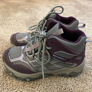 Merrell girls hiking boots, size 11, Moab FST Mid Waterproof boots